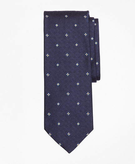 Textured Ground Flower and Square Tie